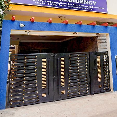 Hotel O Varun Residency Kammasandra Exterior foto