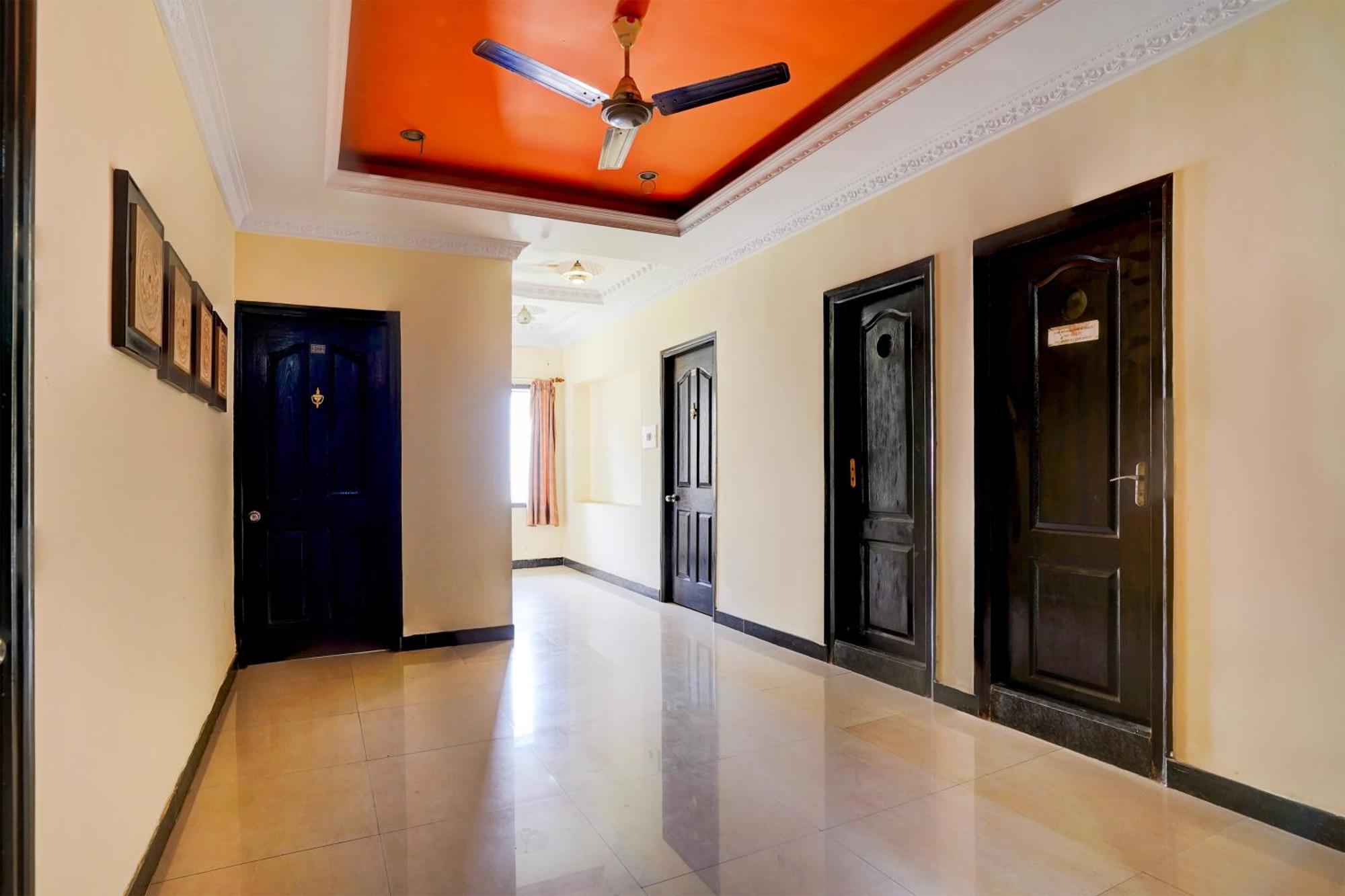 Hotel O Varun Residency Kammasandra Exterior foto